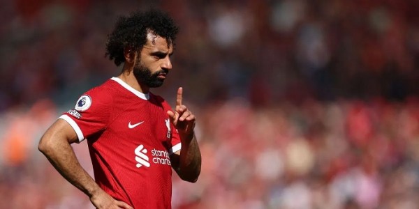 Liverpool Taklukan Aston Villa dengan Skor Meyakinkan 3-0