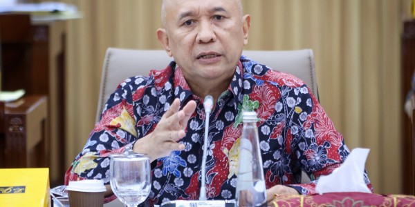 Teten Tolak TikTok Berbisnis di Medsos dan E-commerce Secara Bersamaan