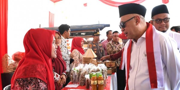 Teten Minta Produk Unggulan Daerah Jangan Cuma untuk Konsumsi Lokal