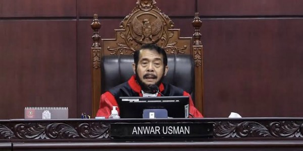 Dukung Pelaporan Terhadap Ketua MK, Ahmad Khozinuddin: Sebaiknya Nonaktifkan Terlebih Dulu!