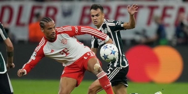 Liga Champions, Bayern Muenchen Bantai Manchester United