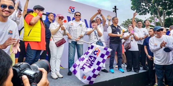Bamsoet Buka Fun Walk HUT 55 Tahun KADIN Indonesia di Gelora Bung Karno