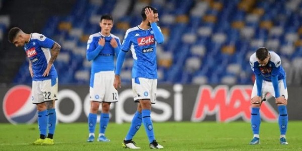 Napoli Gagal Raih Kemenangan