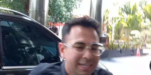 Raffi Ahmad Datangi Gedung KPK, Ngapain?