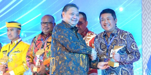 Bank DKI Raih Penghargaan BPD Terbaik 2023