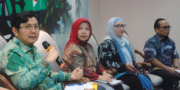 Dialektika Demokrasi Tema “Setop Perundungan Demi Masa Depan Anak”