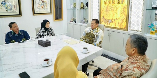 Terima Pengurus Ikatan Notaris Indonesia, Ketua MPR RI Dorong Notaris Manfaatkan Teknologi Informasi