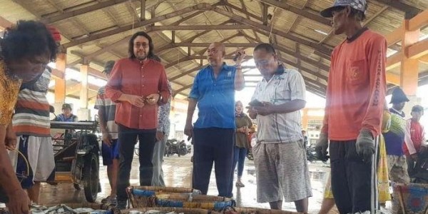 Sulitkan Nelayan Kecil, Ono Surono Minta Aturan Baru BBM Subsidi Dihentikan