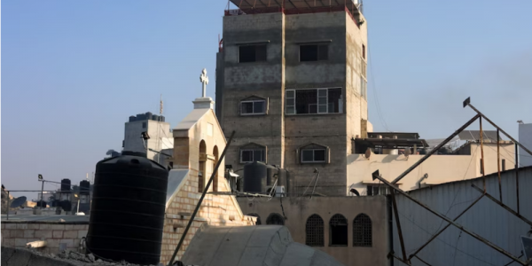 Israel Bom Pengungsi Gaza yang Berlindung di Gereja Tua, 18 Orang Gugur