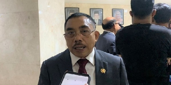 Almarhum Gembong Resmi Gantikan Putra Sulungnya di DPRD DKI 