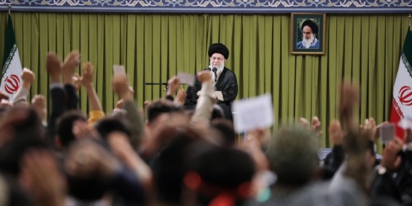 Ayatullah Khamenei: Ini Bukan Perang Gaza dengan Israel, Tapi Perang Hak Melawan Batil