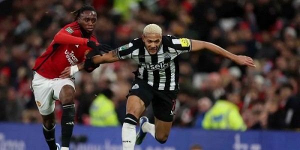 Newcastle Singkirkan Juara Bertahan Manchester United dari Carabao Cup