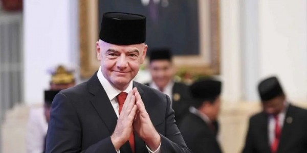 Presiden FIFA Sebut Indonesia Bisa Jadi Negara Terkemuka untuk Sepak Bola