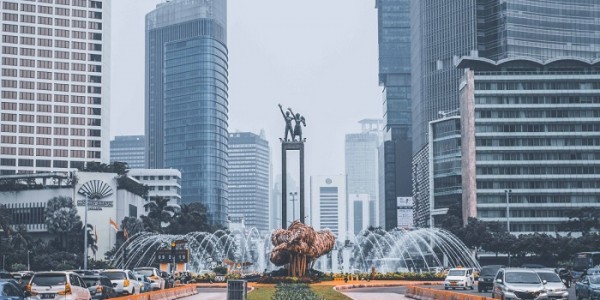 Jakarta Diprakirakan Berawan Hingga Hujan Ringan Pada Senin Malam