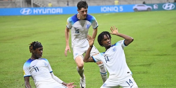 Tekuk Iran 2-1, Inggris Pimpin Grup C Piala Dunia U-17