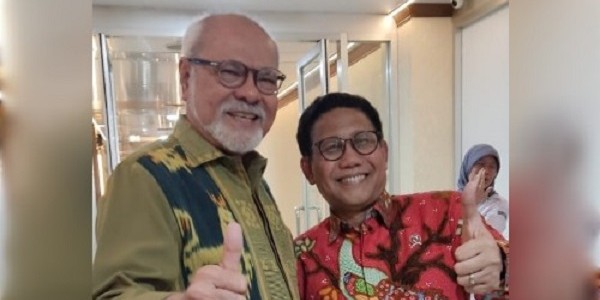 Senator NTT Usulkan Kenaikan Gaji Perangkat Desa