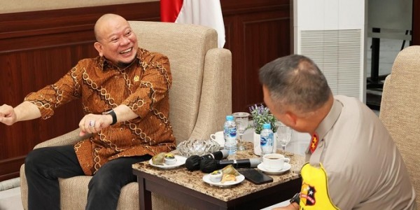 Silaturahmi dengan Kapolda Jatim, Ketua DPD RI Bahas Pentingnya Kembali ke Sistem Negara Sesuai Pancasila