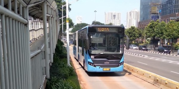 Halte Gatot Subroto Jamsostek Direvitalisasi, TransJakarta Sediakan Bus Stop