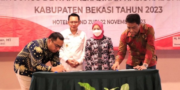 Produk Kerajinan Lokal Kabupaten Bekasi Tampil di Aeon Mall Deltamas