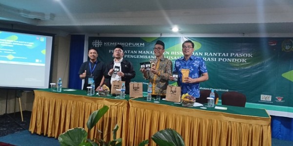Kemenkop Dorong Kopontren Terhubung ke Rantai Pasok Global 