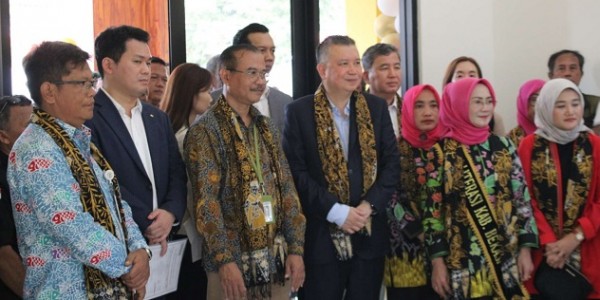 Diresmikan Plt Kepala Dinas Arsip dan Perpustakaan, Gedung Perpustakaan Multikultural di Kabupaten Bekasi