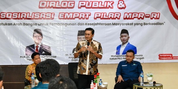 Berani Debat Dengan Mahasiswa, Fadel Muhammad: MPR Serap Pikiran dan Aspirasi Mahasiswa