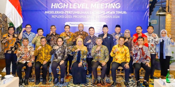 HLM Akselerasi Pertumbuhan Ekonomi Jatim, Khofifah: Ekonomi di Jatim pada 2024 Harus Kian Inklusif