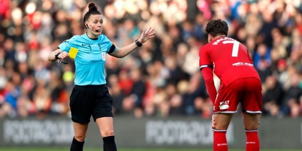 Rebecca Welch akan Jadi Wasit Perempuan Pertama di Liga Inggris