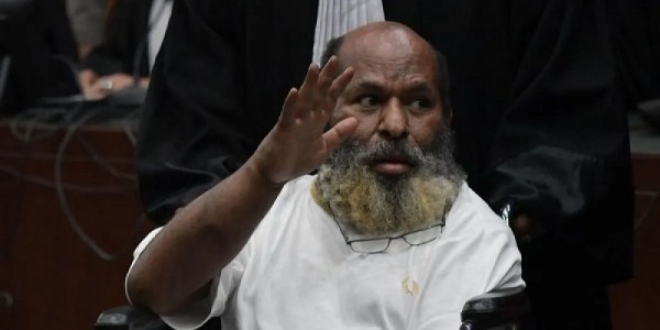 Eks Gubernur Papua Lukas Enembe Meninggal Dunia 