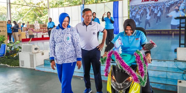 Jelang Peringatan HUT ke-61 Kowal, Dankodiklatal Pimpin Olah Raga Bersama