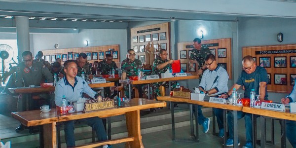 Kepedulian Dankodiklatal Bahas Pembaruan Alins Alongins untuk Tingkatkan SDM TNI AL