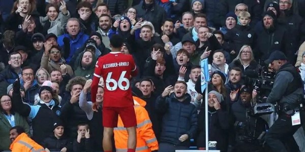 Cedera Lutut, Trent Alexander Arnold Absen Beberapa Pekan dari Liverpool