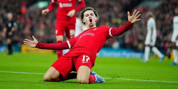 Liverpool Comeback 2-1 Atas Fulham di Semifinal Leg 1 Carabao Cup