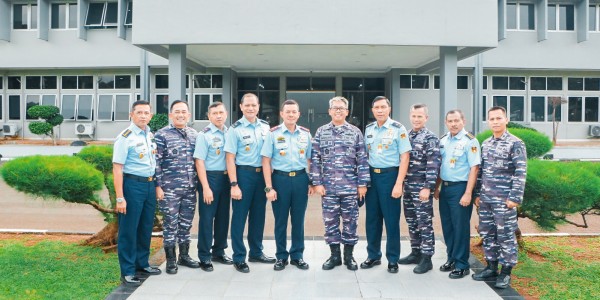 Laksanakan Studi Banding, Dirdik Kodiklatal Kunjungi Kodiklatau