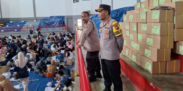 Polres Purwakarta Pastikan Kegiatan Sorlip Surat Suara Pemilu 2024 Berjalan Baik dan Aman