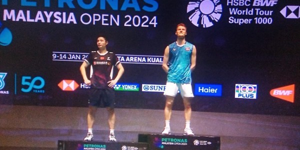 Raih Gelar Juara, Antonsen Balas Kekalahan Axelsen Atas Shi Yu Qi 