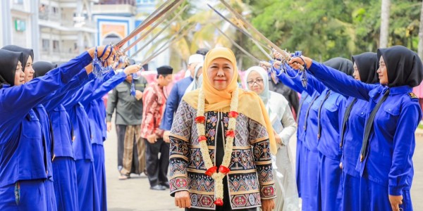 Program IKI PESAT Sudah Jangkau 1.419 Ponpes, Khofifah: Bukti Wujudkan Pesantren Jatim Berkualitas