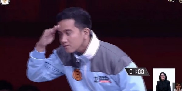 Gibran Tanyakan Strategi Atasi 'Greenflation' ke Mahfud