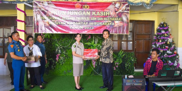 Dankodikmar Pimpin Perayaan Natal dan Baksos TNI-Polri Wilayah Surabaya
