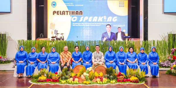 Tingkatkan Skill, Jalasenastri Kodiklatal Ikuti Pelatihan Public Speaking