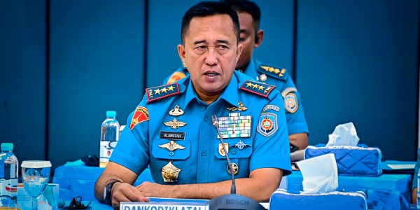 Dankodiklatal Laksanakan Rapat Evaluasi Satdik Kodiklatal Bersama Kasal