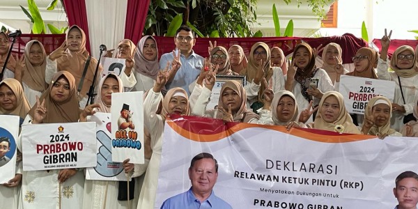 TKN Minta Relawan Ketuk Pintu Ajak Masyarakat Datang ke TPS Pilih Prabowo-Gibran
