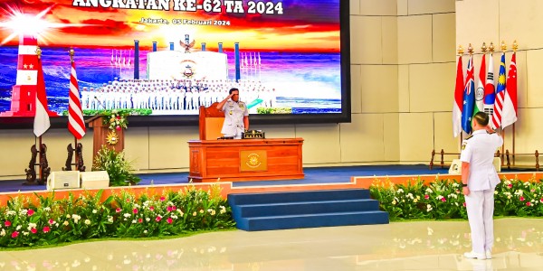 Dankodiklatal Hadiri Pembukaan Dikreg Seskoal Angkatan 62