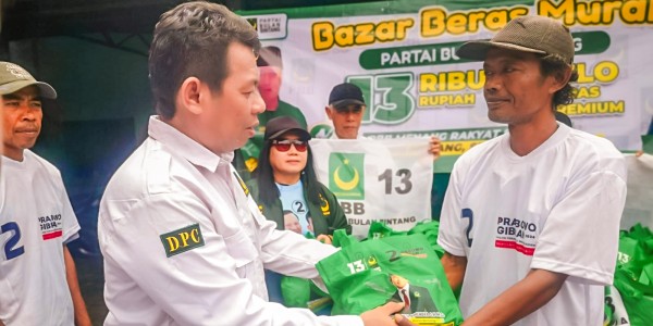 Gelar Bazar Beras Murah Serentak di Jatim, Partai Bulan Bintang: Ini Solusi untuk Masyarakat