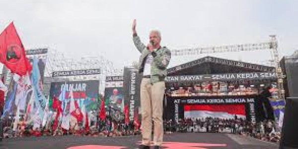 Hari Terakhir Kampanye, Ganjar Minta Maaf dan Ucapkan Terima Kasih ke Pendukungnya
