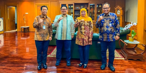 Silaturahmi dengan Kepala KPw BI, Khofifah Apresiasi Peran Aktif Kembangkan OPOP di Jatim