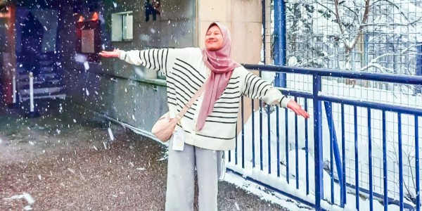 Shalsa Dellia, Mahasiswa FIB Unair Raih Kesempatan Magang di Hokkaido Jepang