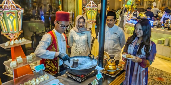 Sambut Ramadan, Hotel Ciputra World Surabaya Suguhkan Ragam Menu Spesial ala Timur Tengah