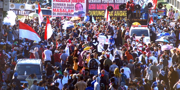 DEmo Desak DPR Gulirkan Hak Angket