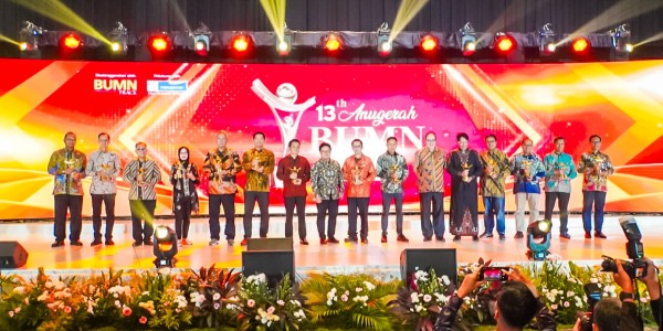 Implementasi Green Port, TTL Dapat Penghargaan Anugerah BUMN 2024